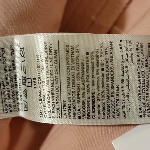 Old Navy Pink Skinny Pants with Floral Embroidery - Picture 11 of 11